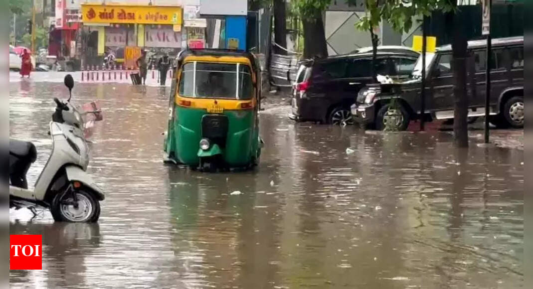 Monsoon progress into South Gujarat; widespread rain across region ...