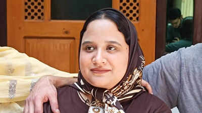 Kashmiri students relieved to be back home; praise for MEA for swift evacuation from Iran