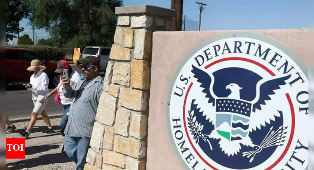 Noem curbs ICE access: Rules limit lawmakers' visits; Democrats accuse Trump hiding abuses