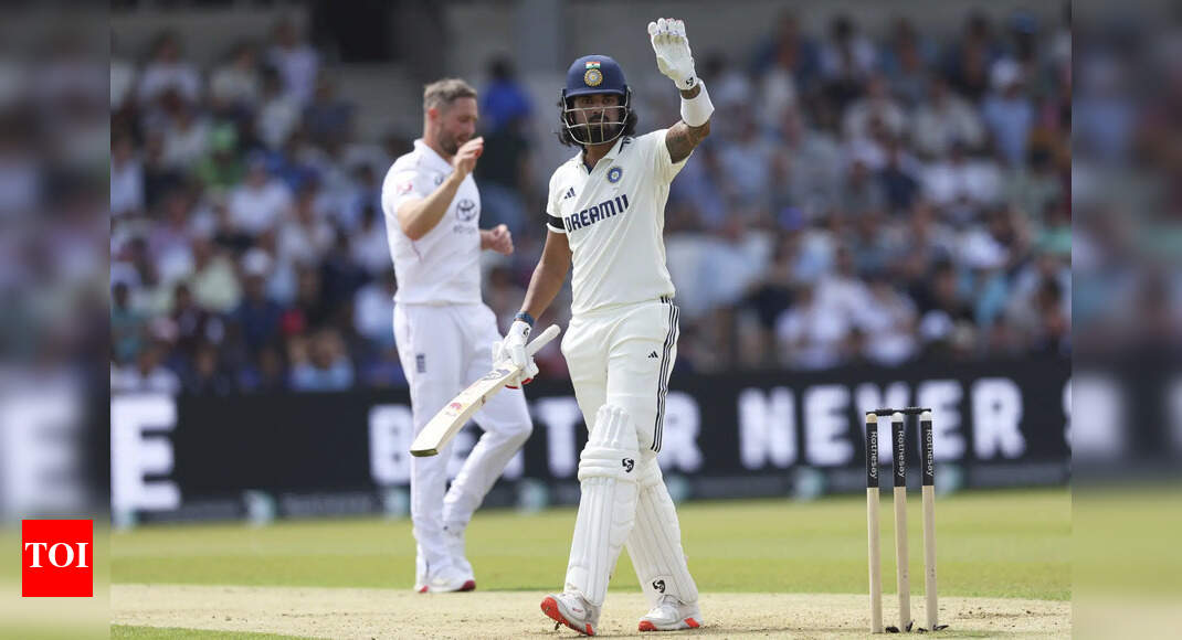 IND vs ENG Live: Yashasvi Jaiswal, KL Rahul frustrate England at Headingley