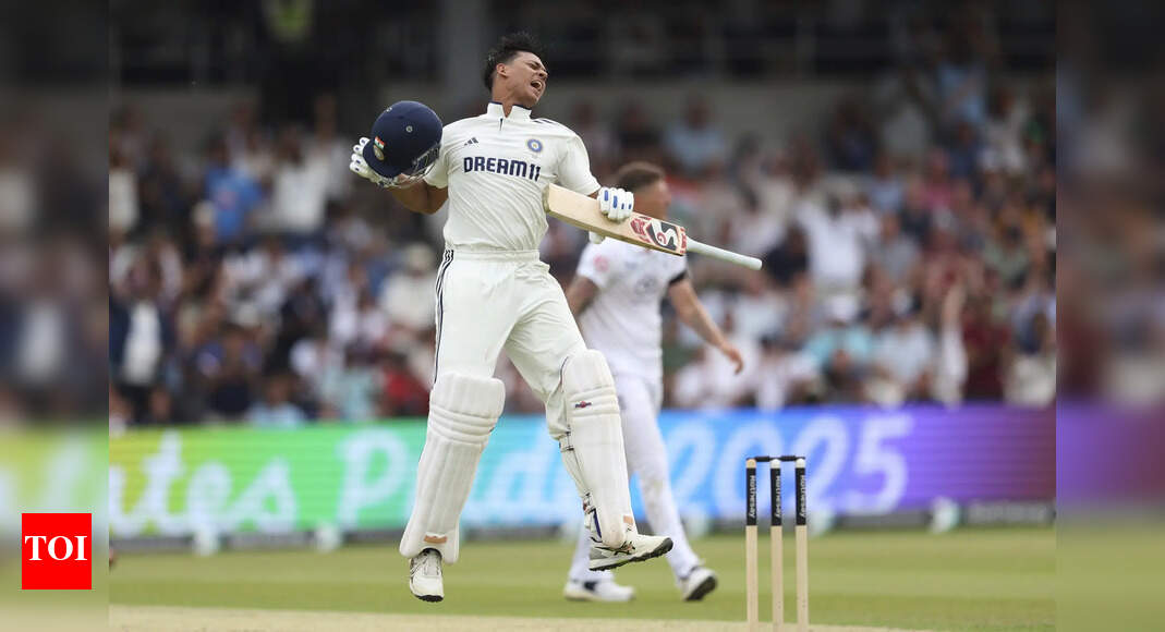 IND vs ENG Live: Yashasvi Jaiswal slams century despite hand cramps at Headingley