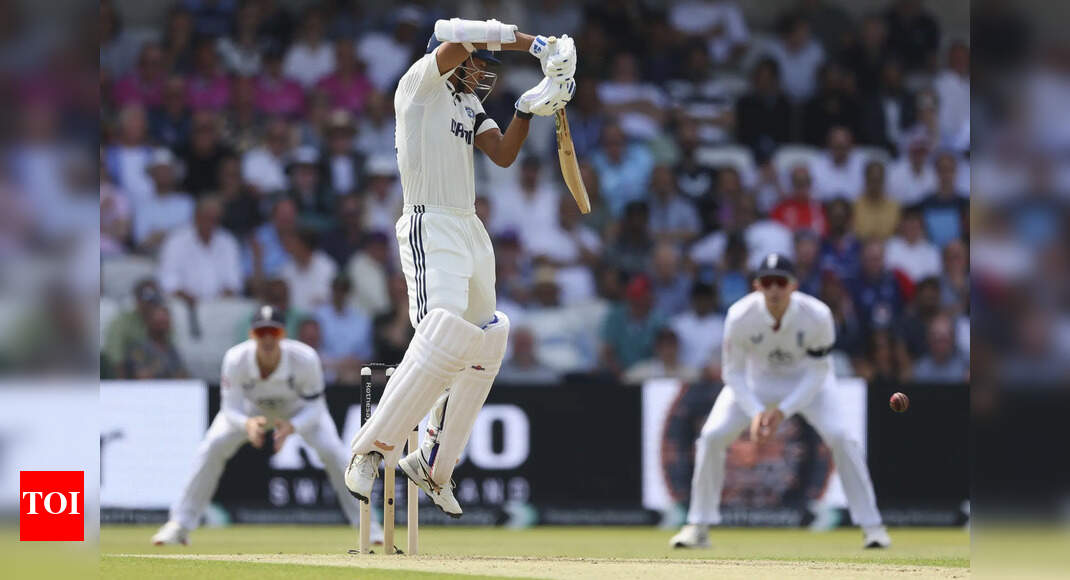 IND vs ENG Live: Yashasvi, KL Rahul bring up 50-run stand at Headingley
