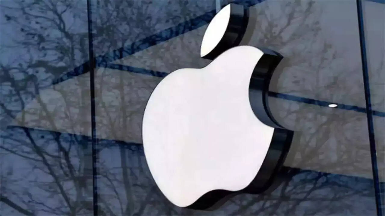 Apple Discussed Acquiring AI Startups Mistral and Perplexity, According to The Information