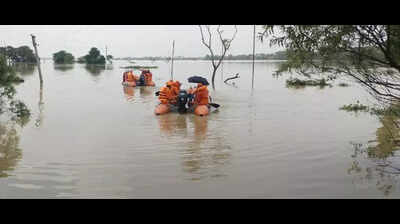 Flood fears in state as DVC breaches water release limit; 2 swept away in Ghatal