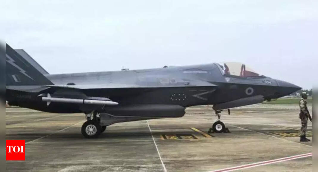 Royal Navy F-35 jet stuck in Kerala for 7 days: Repair teams fail to ...