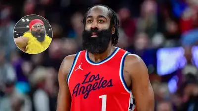 James Harden stuns fans by dressing as WWE legend Hulk Hogan at Fanatics Fest showdown
