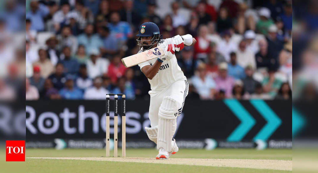 IND vs ENG Live: India 90/2 at stumps on Day 3, lead England by 96 runs