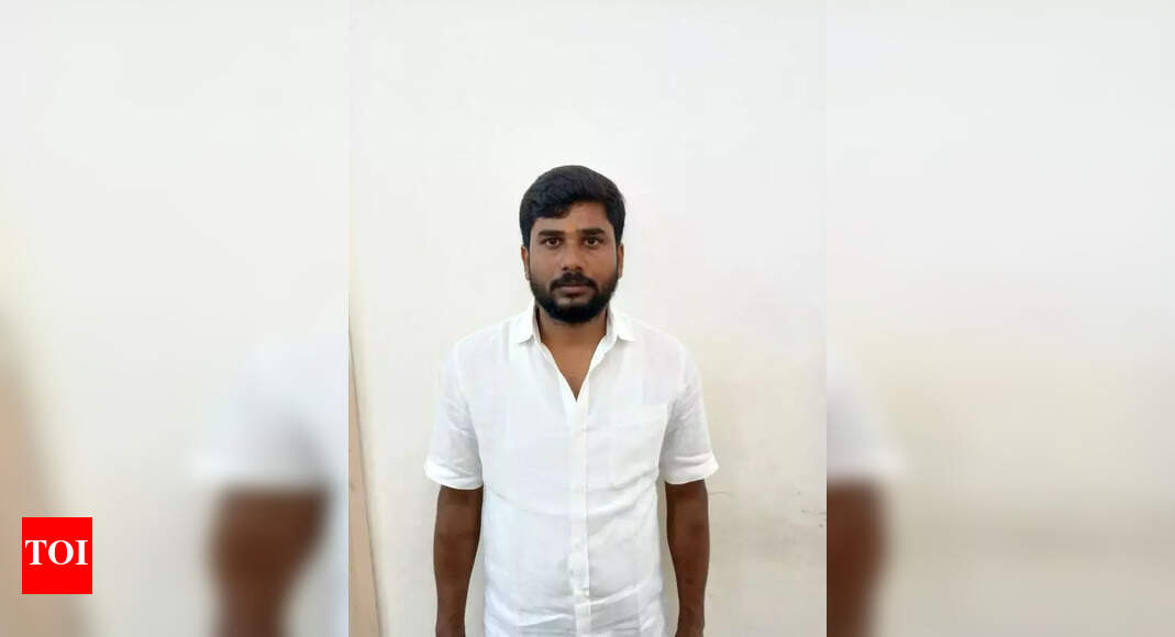 Political party functionary held for abusing traffic police in Bengaluru