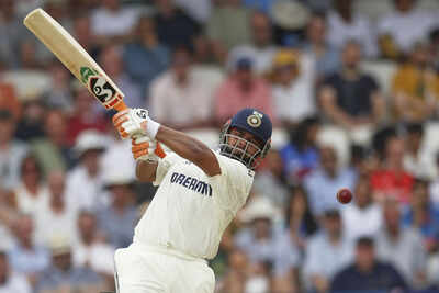 IND vs ENG: Rishabh Pant’s ‘apne chauke ke chakkar mein…’ quip to Ravindra Jadeja leaves everyone laughing - watch video