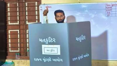 Assembly bypoll result: AAP's Gopal Italia wins Gujarat Visavadar seat, defeats BJP's Kirit Patel by 17,000+ votes