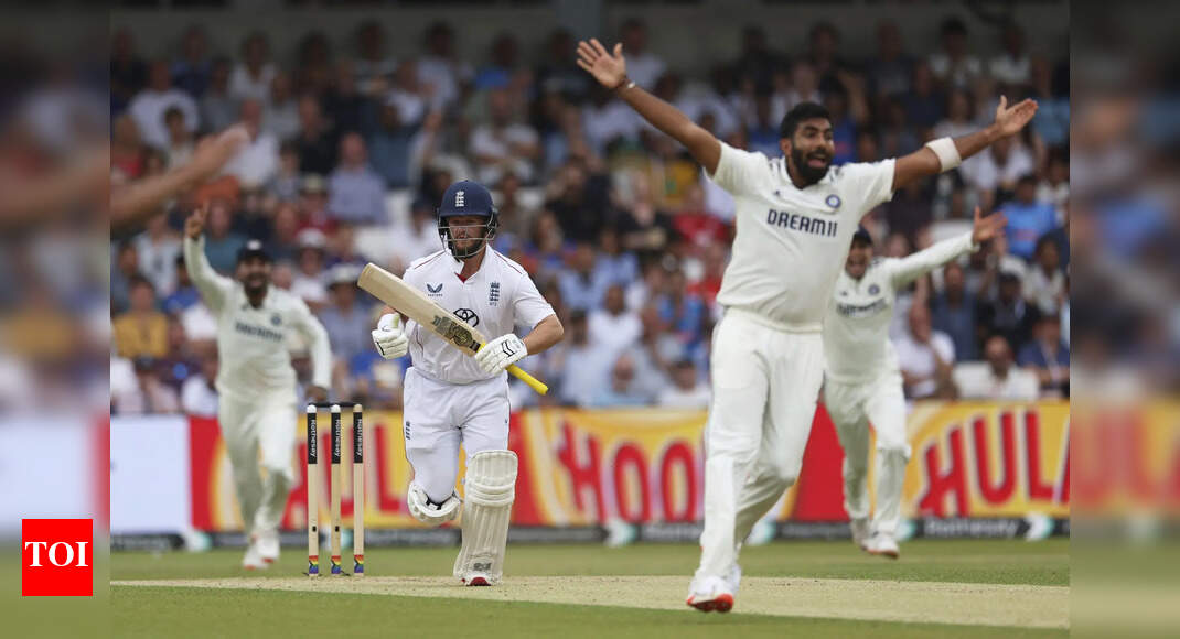IND vs ENG: 'It has spun...' - Ex-England cricketer on Headingley Test