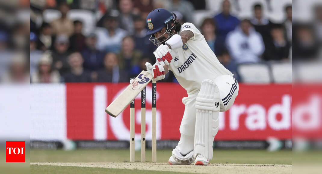 IND vs ENG Test | 'Monk at work' - KL Rahul slams 9th Test century