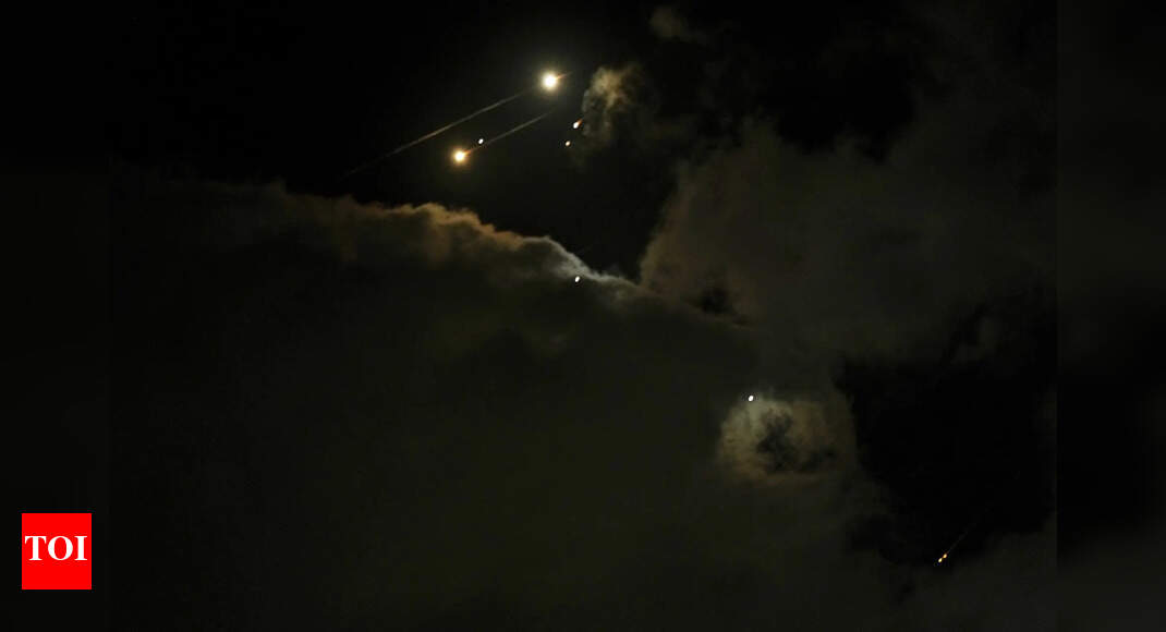 Qatar confirms no casualties in Iranian missile strike on US base