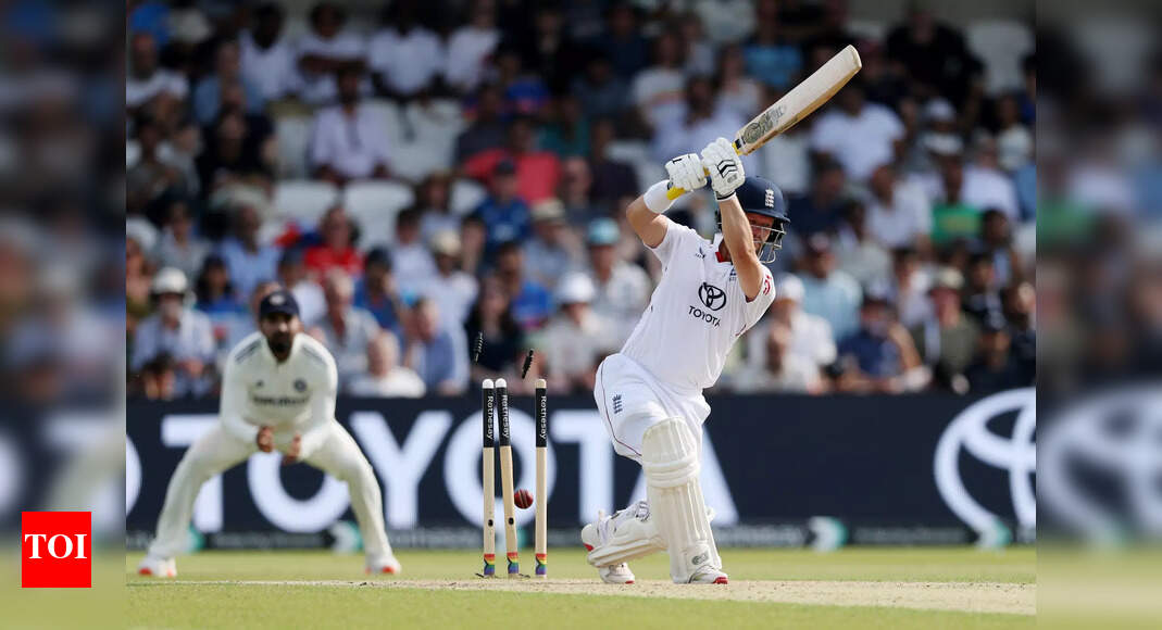 India vs England: Thrilling Test match heads to final day