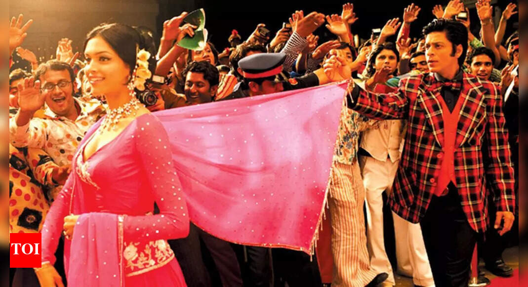 Banarasi to Chikankari: 5 dupattas every Indian girl needs in her closet – Times of India