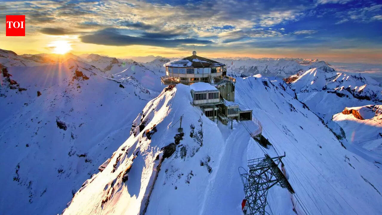 Stunning 32 Of The Tallest Mountains In The World By Continent image