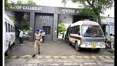 Hoax bomb threat hits Gujarat courts, Vadodara school