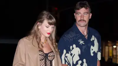 Travis Kelce’s daring Givenchy outfit and Taylor Swift’s surprise entrance electrify Tight End University visit