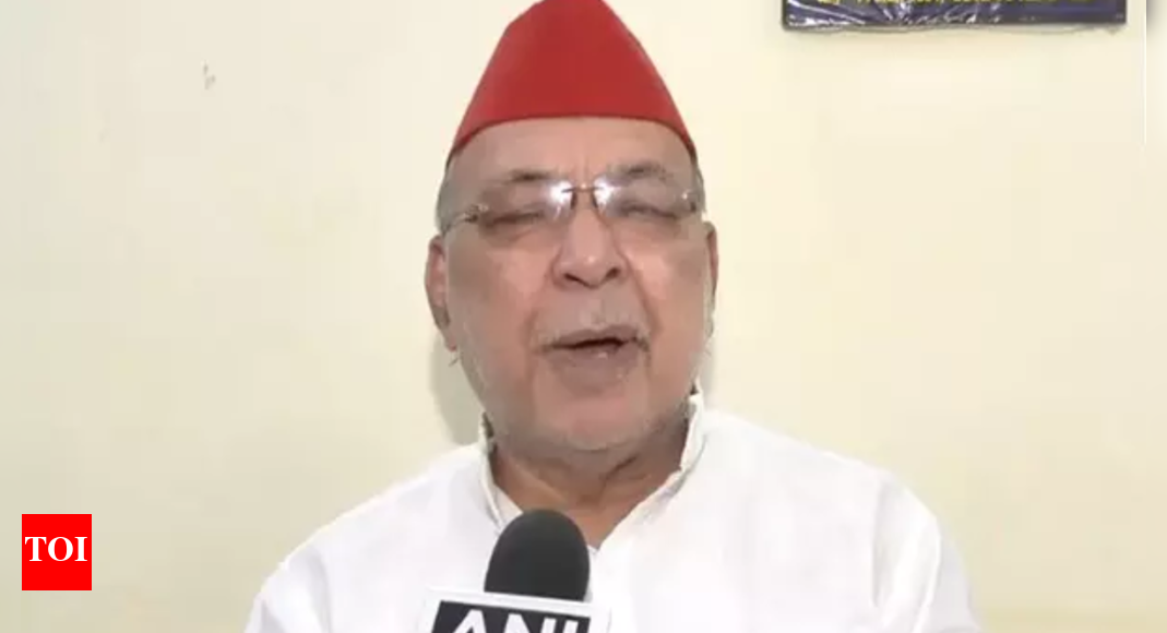 'Constitution and democracy were murdered': SP leader Ravidas Mehrotra on 'Samvidhan Hatya Divas'
