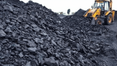 Indian banks invest nearly 29 billion dollars in coal sector since 2016 despite renewable energy growth
