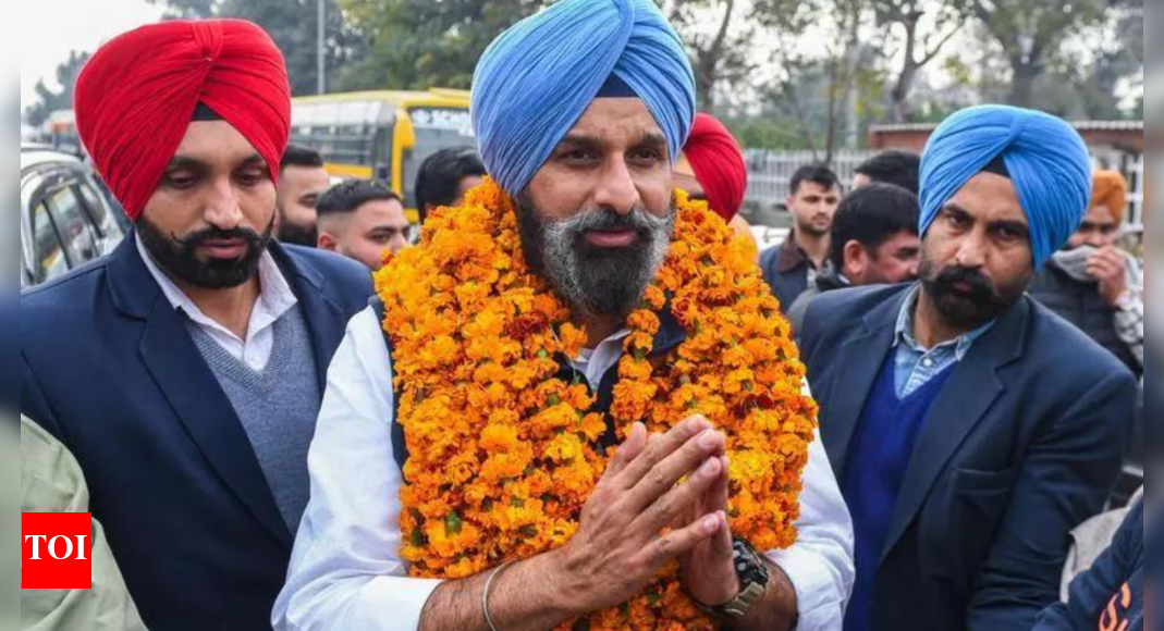 DA case: Akali leader Majithia arrested after raids by Punjab Vigilance Bureau