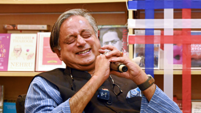 After English, a lesson in French: Shashi Tharoor slams Pakistan in Russia - video goes viral