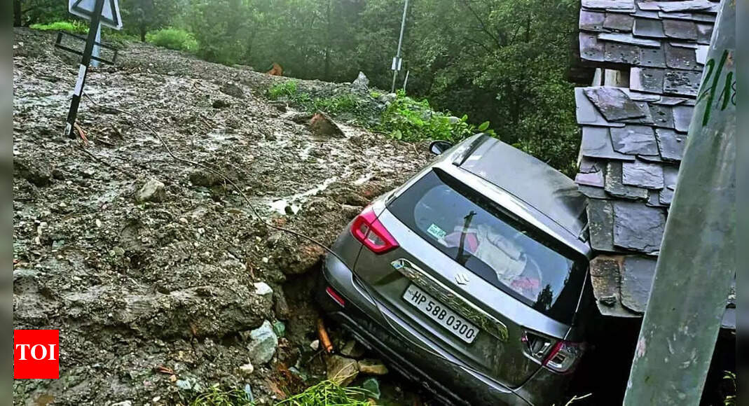 Cloudbursts in Himachal Pradesh leave 2 dead, up to 20 missing