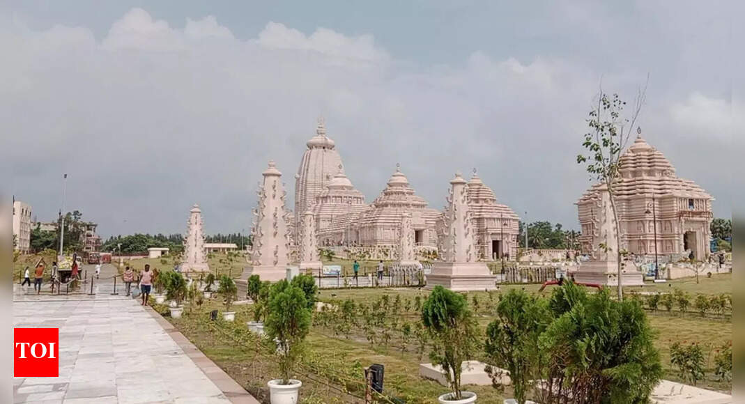 Digha's Rath Yatra rush: Hotel rates soar, pilgrim influx triggers ...