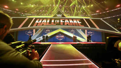 "The cancer’s gone." – WWE Hall of Famer shares powerful health update