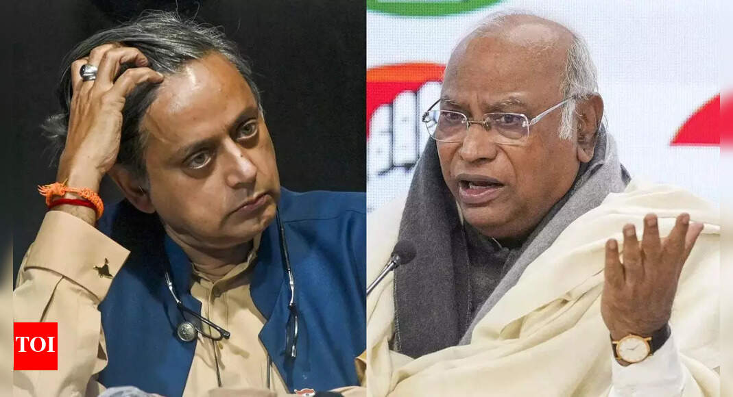 Mallikarjun Kharge takes a jibe at Shashi Tharoor, he hits back