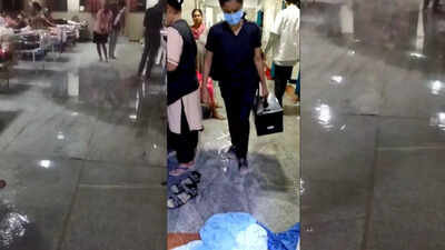 Water enters IGGMCH surgical complex after overnight downpour in Nagpur