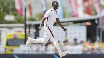  Days after being called 'crap' by an Australian legend, Shamar Joseph takes 4/46 including an absolute beaut - watch video
