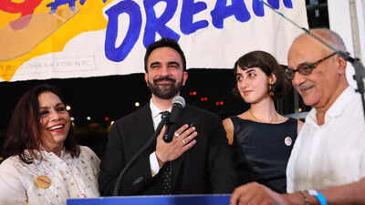  Republican Club calls for Zohran Mamdani's deportation, 'He isn't the mayor yet'