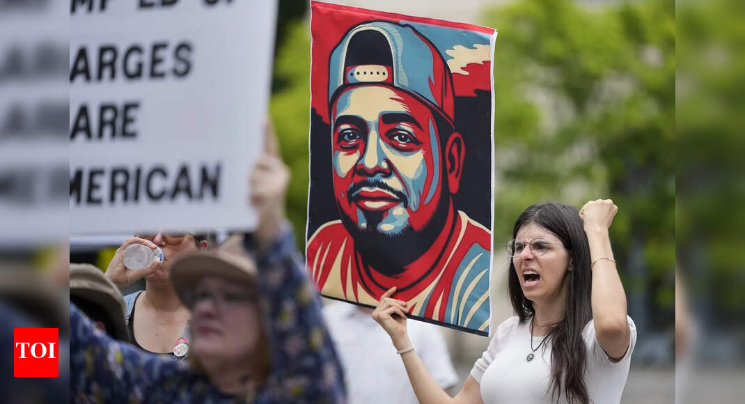 White House says Kilmar Abrego Garcia will face trial in US, won't be re-deported