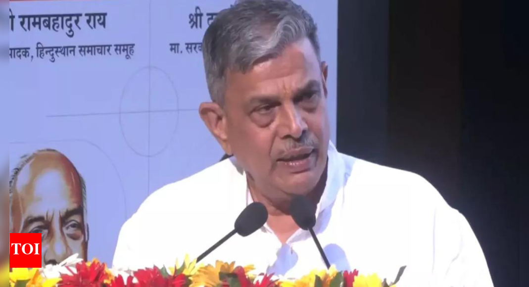 Review if 'socialist' & 'secular' should be in statute: RSS national general secretary Dattatreya Hosabale