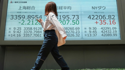Asia stocks surge: Markets hit 3-year high; oil prices edge up despite weekly drop