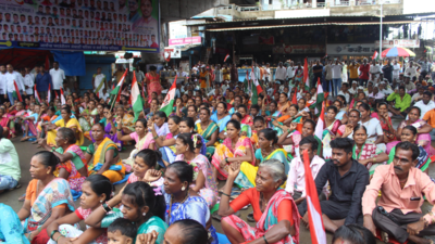  Locals, students join protest; govt promises action, probe against contractor