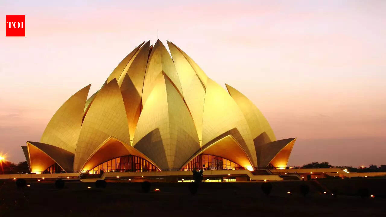 From fish-shaped offices to floating palaces; India’s most unusual ...