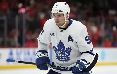 John Tavares locks into an $18-million deal with the Toronto Maple Leafs