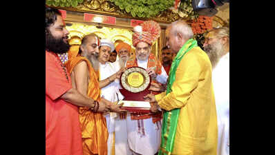 Union home minister Amit Shah, family attend ‘mangala aarti’; CM performs ‘pahind vidhi’