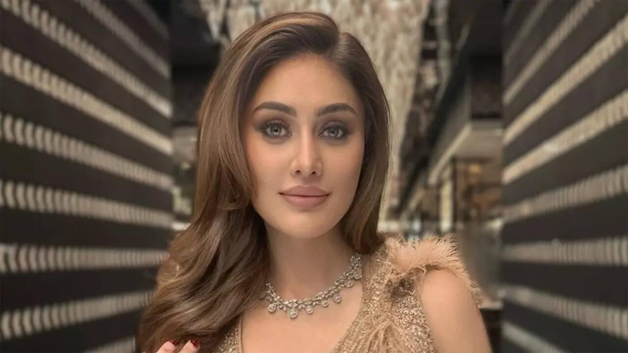 Shefali Jariwala Death Causes: Shefali Jariwala dies of cardiac arrest at  42: 5 warning signs of sudden cardiac arrest that should never be ignored |  - Times of India