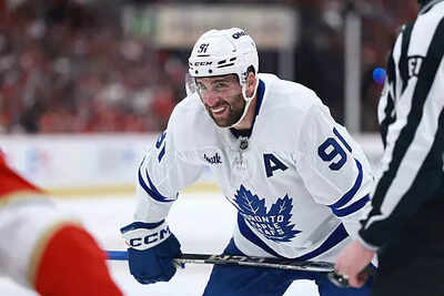 John Tavares shares his thoughts on Mitch Marner hitting free agent market and Toronto's uncertain future
