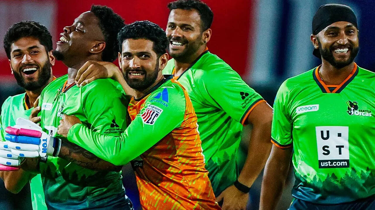 Last-ball mayhem! Shimron Hetmyer stuns Kieron Pollard with a six