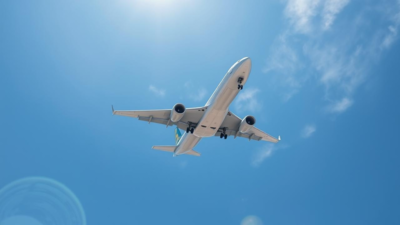  Chinese domestic flight makes emergency landing in Nanjing; passengers report burning smell
