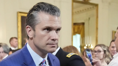  Pete Hegseth rechristens US Navy ship named after gay rights leader; gives it World War II sailor's name