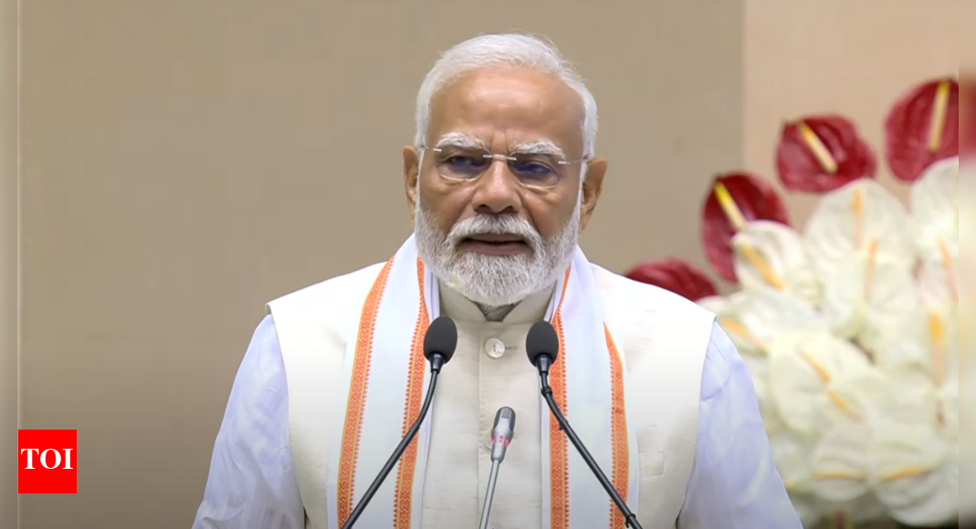 Watch: PM Modi's ‘Jo humein chhedega’ remark draws loud applause at Jain event