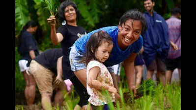 Kids, parents join hands to sow seedlings at Curtorim