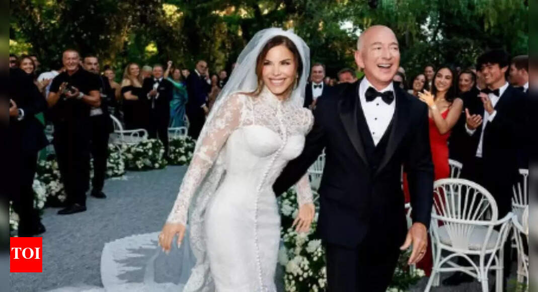 Lauren Sanchez wows Jeff Bezos with surprise wedding dress choice