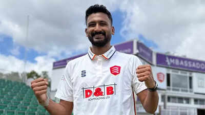 Khaleel Ahmed joins Essex until end of 2025 season