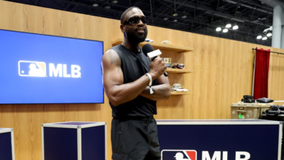 Dwyane Wade sets internet on fire delivering jaw-dropping moment at Capture Sports reading camp